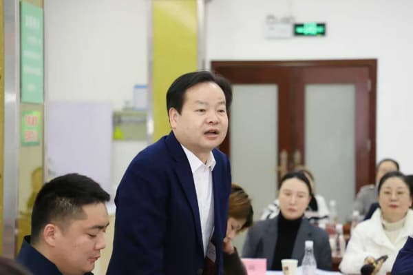 工商联座谈会5.jpg