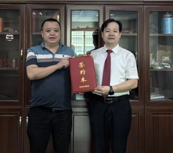 铭润五金 (1).jpg